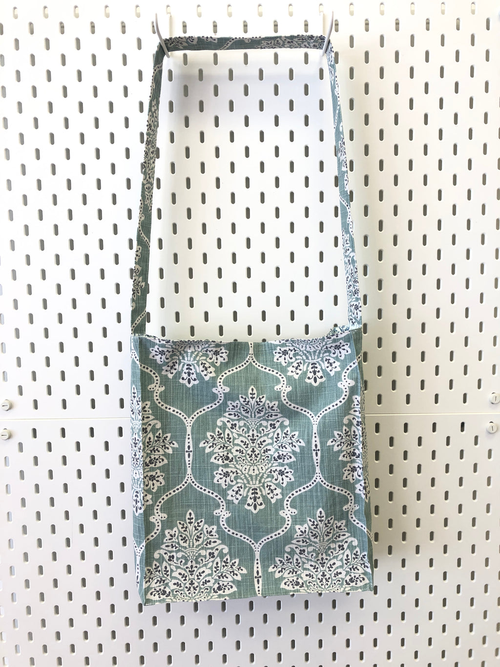First Friday Fun!! Tote Bag workshop -  Friday, September 5, 2025 - 6:00-9:00pm.