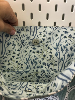 First Friday Fun!! Tote Bag workshop -  Friday, September 5, 2025 - 6:00-9:00pm.