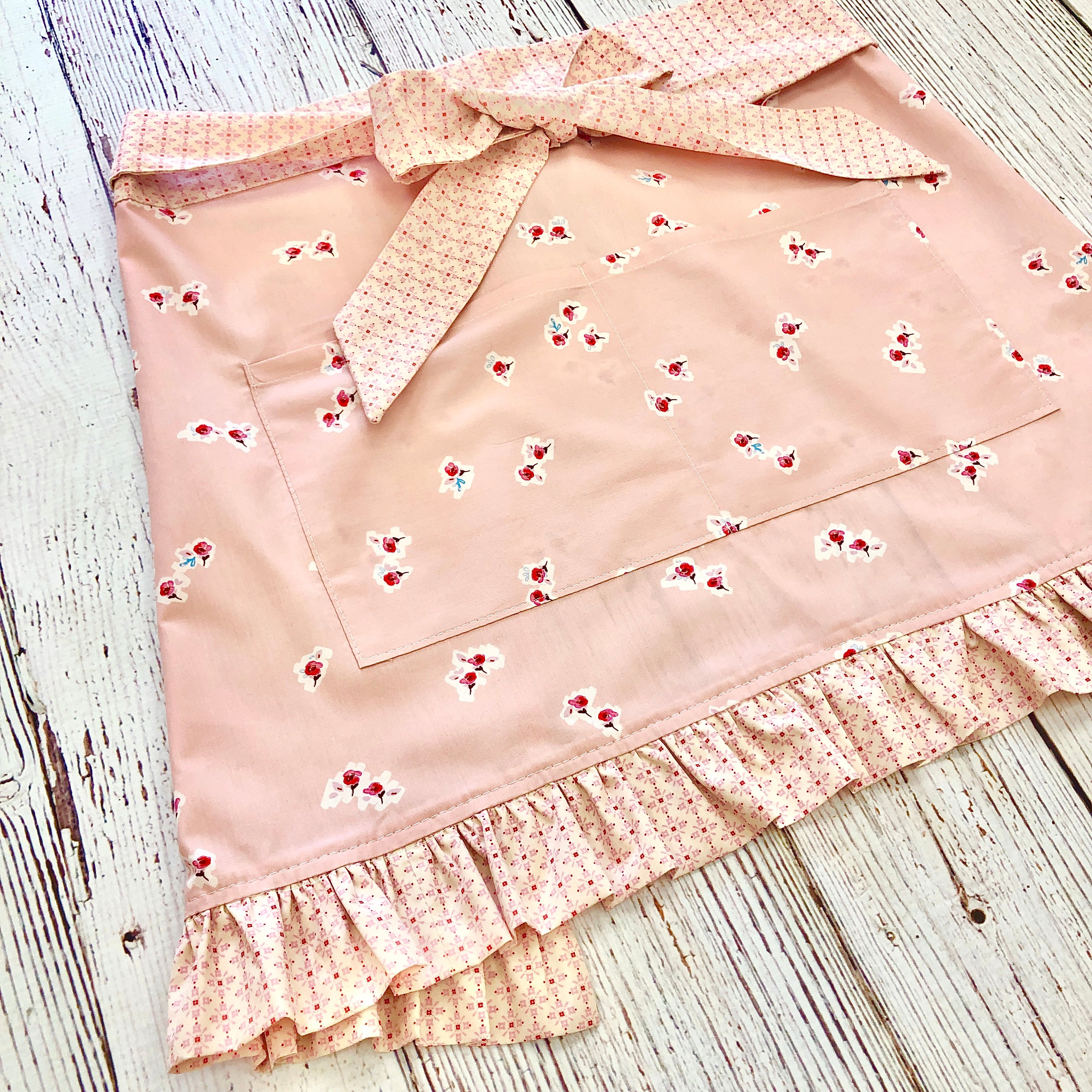 First Friday Fun!! Apron with Ruffles! -  Friday, November 7, 2025 - 6:00-9:00pm