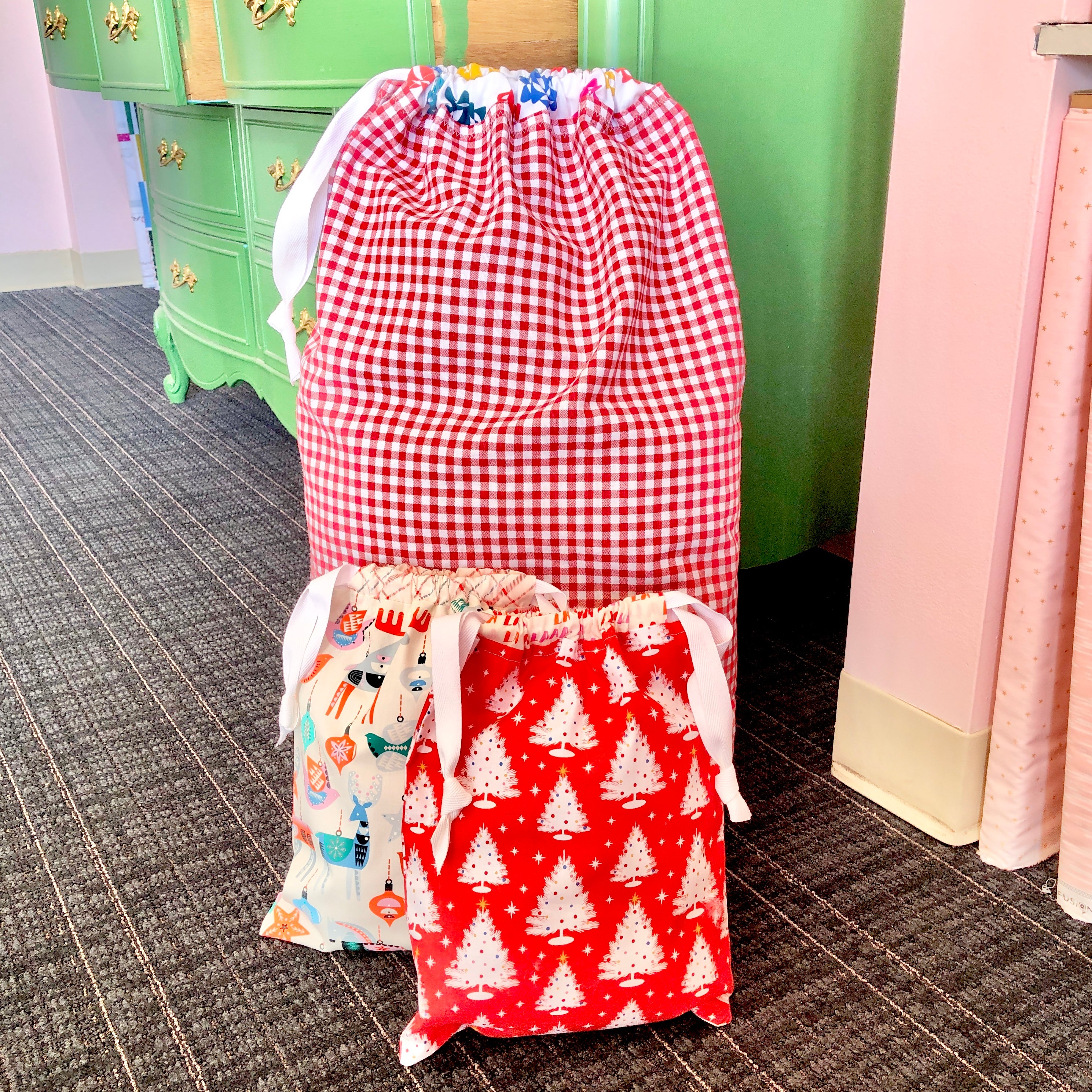 First Friday Fun!! Santa Gift Bags! -  Friday, December 5, 2025 - 6:00-9:00pm